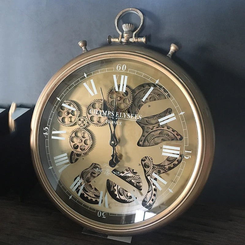 Clock with Moving Gear