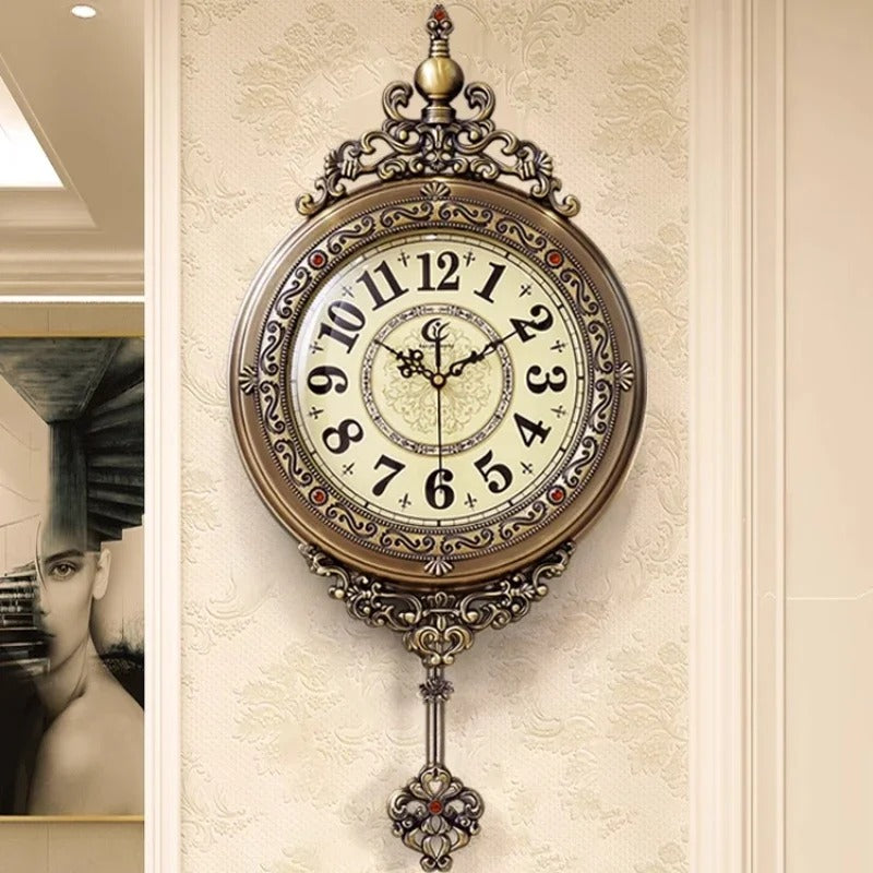 A detailed look at this Bronze Antique Clock, where everyday timekeeping meets distinctive home style.