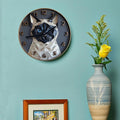 This Cat Siamois Clock combines practical timekeeping with characterful wall decor.