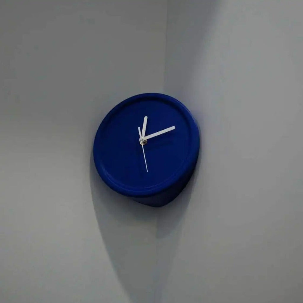 Corner Clock