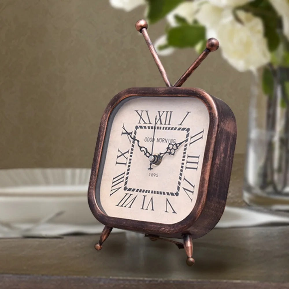 Retro Desk Clock