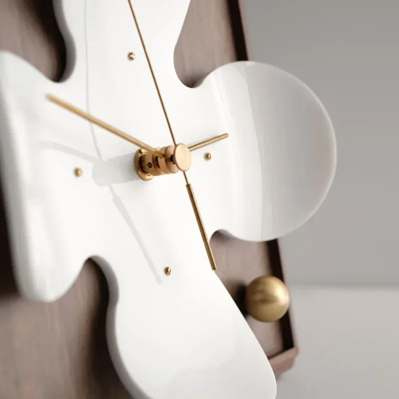 Nordic Table Clock