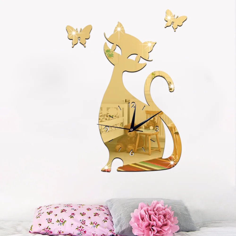 Forme of Cat Clock