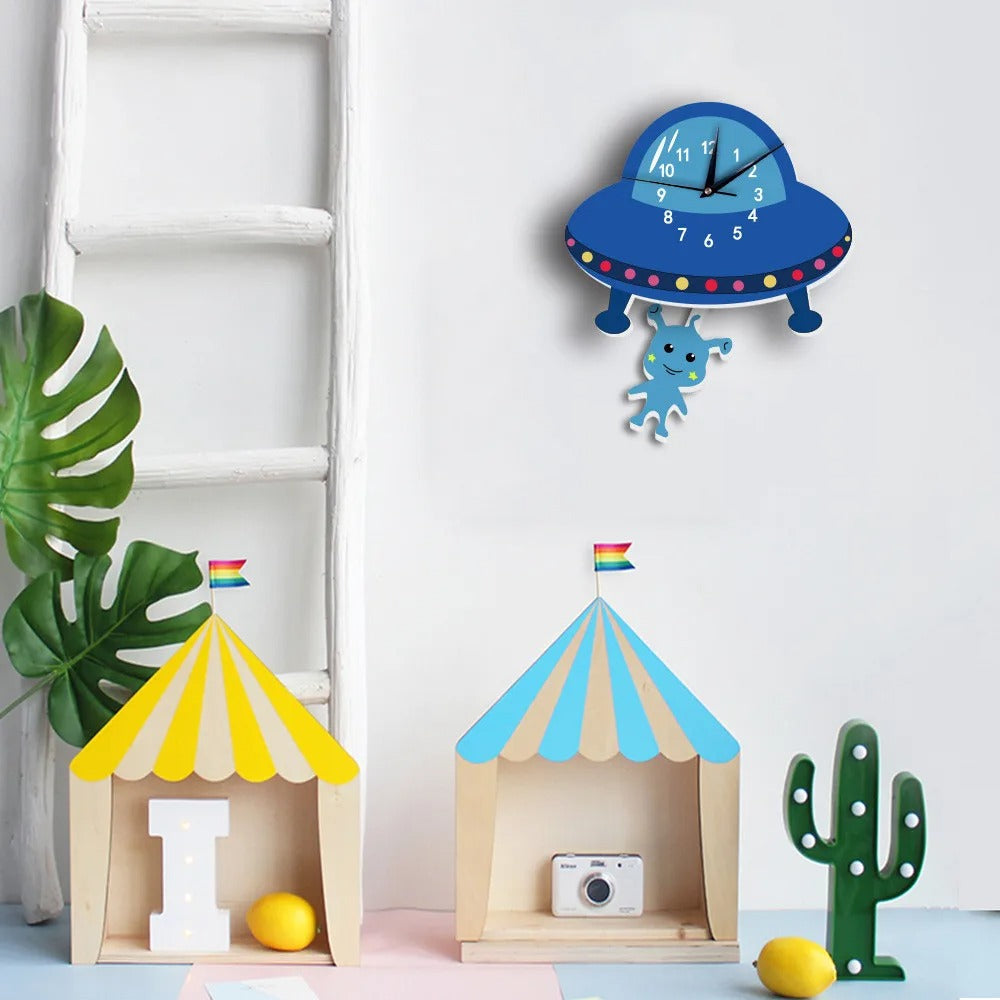 A detailed look at this Kids with Pendulum Clock, where everyday timekeeping meets distinctive home style.