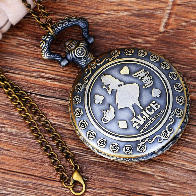 Alice au Pays of the Merveilles Pocket Watch