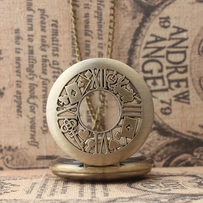 Alice au Pays of the Merveilles Pocket Watch