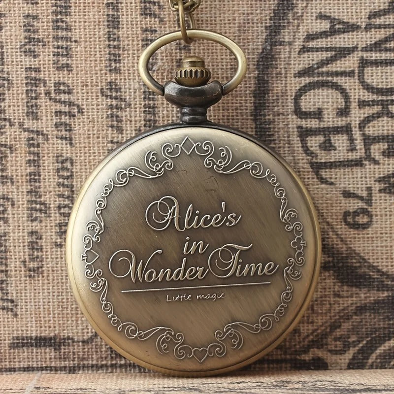 Alice au Pays of the Merveilles Pocket Watch