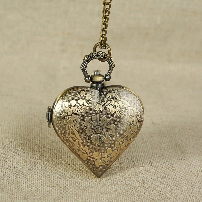 Forme of Heart Pocket Watch