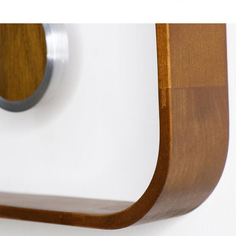 Pendulum Wall Modern