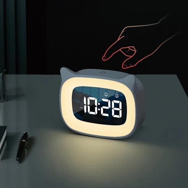 Kids Illuminated Alarm Clock